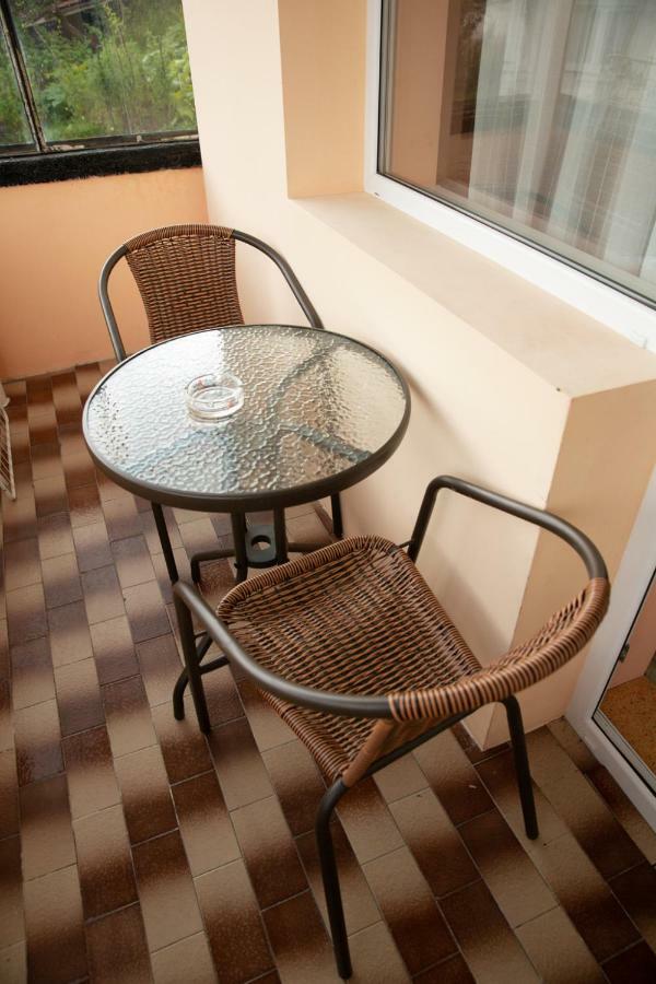 Апартаменти За Гости Бошнакови Devin Exterior foto